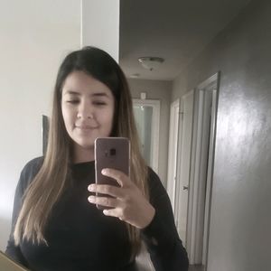 Meet your Posher, Karina